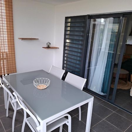 Hibiscus Standing- Appartement Cosy- 2 Chambres Climatisees- Cuisine Equipee- Wifi-Terrasse กาแยน ภายนอก รูปภาพ