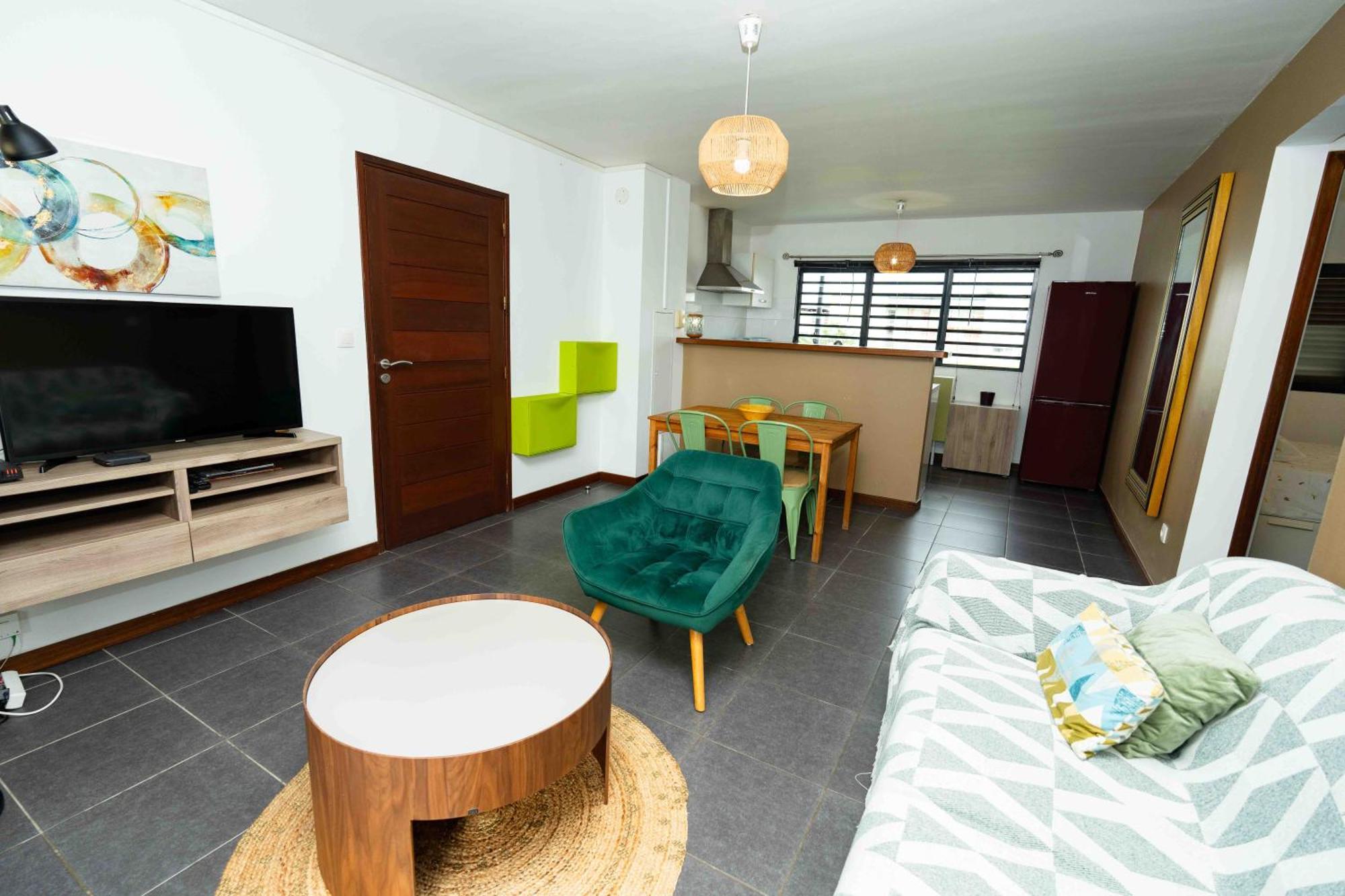 Hibiscus Standing- Appartement Cosy- 2 Chambres Climatisees- Cuisine Equipee- Wifi-Terrasse กาแยน ภายนอก รูปภาพ